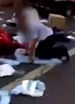 男子开车直播发生车祸痛失妻女