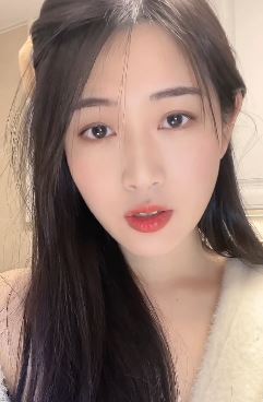 大美女「梁美人」想让好色的你多看她两眼  网友:看了一晚上失眠了!