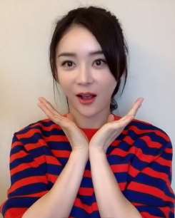 演员袁姗姗抖音号《194878247》，现实中袁姗姗如此的可爱！