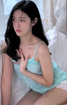 颜值小姐姐照纯动作合集,赶紧@你的兄弟来瞅瞅!网友:风华正茂似水柔情!