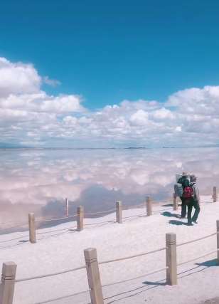 七月的茶卡盐湖最美，美到让人窒息！