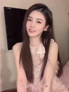 戏精小姐姐「关芯」玩对口型表演撒娇女人,这声音你抵抗住了吗?