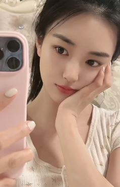 邻家女孩「美璐」小姐姐,找到初恋的感觉了吗?网友:这种女朋友哪里找?