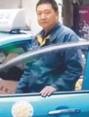 好心的哥将割伤孕妇送医,连送三家医院还垫付医药费!
