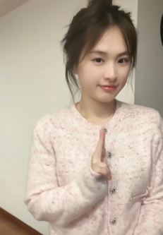 甜美女主播「立立lili」分享居家跳舞视频  网友:有点敷衍了