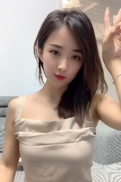 抖音美女《爱欢欢》小姐姐超迷人 网友:这气质、这颜值爆表哇!