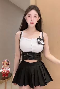 小姐姐「ToTo」居家跳天气预报求雨舞,网友:老公,快来看美女了!