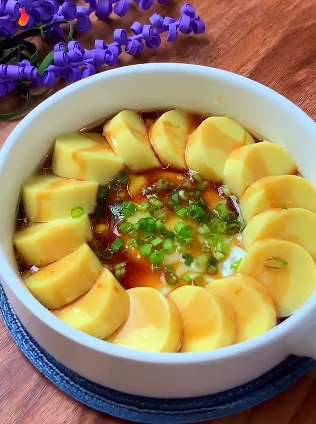 鸡蛋蒸豆腐，老人小孩都爱吃！