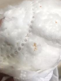 高洁丝回应卫生巾出现虫卵：已与消费者取得联系！