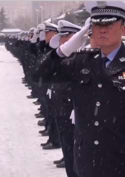 兰州49岁交警夜勤归队途中因公牺牲