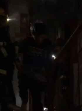 河南焦作一男子把电动车推进屋充电引发火灾