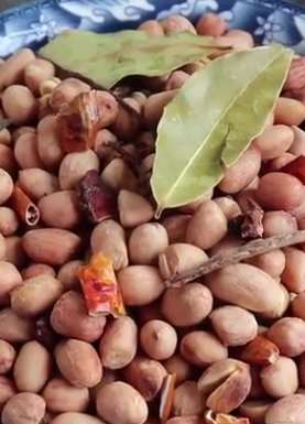 盐焗花生米的做法 好吃不上火！