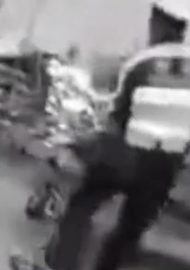 司机凌晨遇车祸断臂留事故现场 交警火速将断臂送至医院