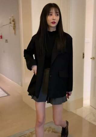 这么好看的小姐姐，你最喜欢她哪点呢？