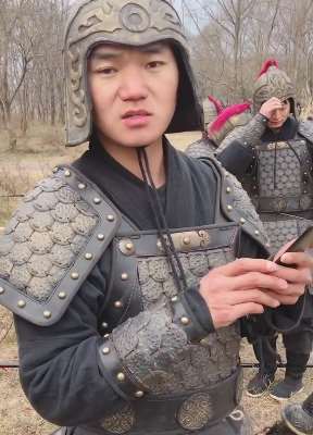 群众演员一天能赚多少钱？这位小哥告诉你答案！