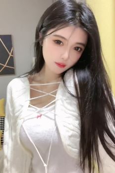 天秤座小姐姐「居居猫」想做你的屏保你同意吗?网友:真美 跟芭比娃娃一样!