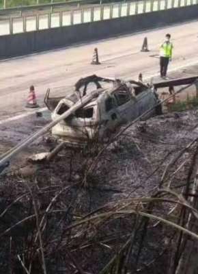 湖北一夫妻搭顺风车复工路上遇车祸身亡