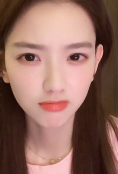 网红孙一宁拍老公赚钱老婆花段子,生气的样子都那么迷人!