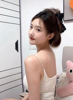 甜美女主播「阿贝阿贝」分享居家日常 网友:李莫愁远房表妹