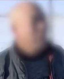 男子户口莫名被注销2年 警察：你得证明你没死！