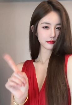 网红小姐姐「玉兔」穿红裙化红唇居家浅跳 网友:突然有择偶标准了