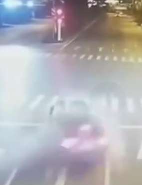 河南被撞宝马司机仍未清醒已花费400万 妻子盼早下判决