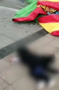 包头昆河公园内充气娱乐设施被大风掀翻致2人死亡