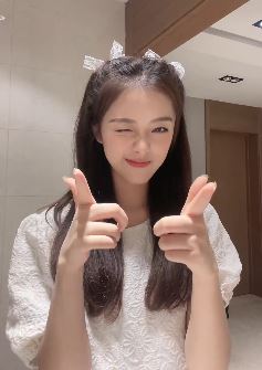 活泼可爱的小姐姐「苏瑶」:女孩子是最可爱的生物!
