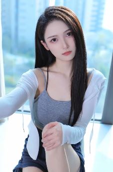 好看小姐姐「次奥JING」崔你换壁纸 网友:美丽又性感