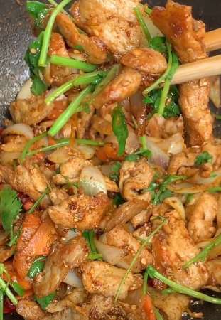 美食：好吃的孜然肉片原来是这样做出来的！