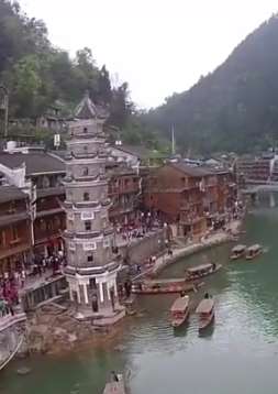 中国最美小镇凤凰古城，来这了你就不想走！