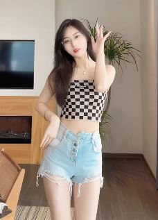 御姐范儿小姐姐「婉婉晴晴」性感热舞,自称又胖了!网友:带眼镜的小妖精!