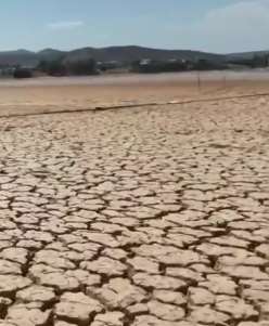 云南遇10年来最严重干旱 近百水库干涸