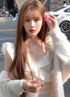 甜美小姐姐「李丽欣」纯欲穿搭分享街头氛围感随拍