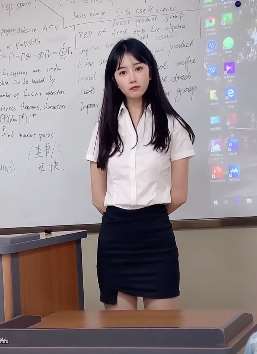 假如有这么漂亮的英语老师，你上课还会打瞌睡吗？