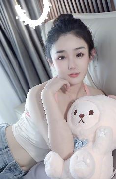 治愈系女孩「傻白甜」分享居家日常,网友:甜到肝里去了!
