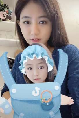 小姐姐希望有个和自己长得很像的女儿 网友:全网最靓女!