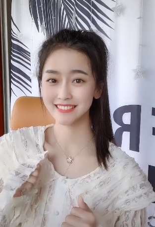 可爱纸妹一枚，有没有喜欢的老铁呢?