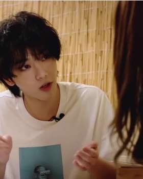 极限挑战5：华晨宇被迪丽热巴带跑调