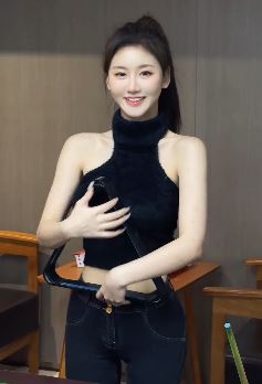 杭州网红小姐姐「刘世妍」打台球约战,称赢了做老婆,输了做女朋友!