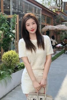 气质御姐「柃希」分享日常生活vlog  网友:极品美女,超级好看