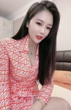 漂亮小姐姐「玲儿Baby」:泡妞一定要胆大,速战速决!