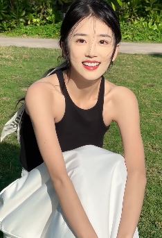 网红小姐姐「潘敏」分享海南游玩vlog  网友:你怎么可以这么美