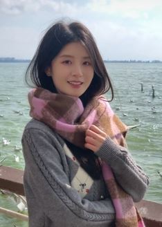 小姐姐「静静变考拉」分享海边随拍 配文:花开花落花无悔 缘来缘去缘如水!