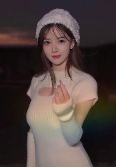 好看的「dodo包」小姐姐搞笑:下次画饼时记得撒点芝麻,我嘴刁!