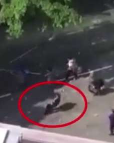 七旬老人被香港暴徒砖头砸中导致脑干死亡!