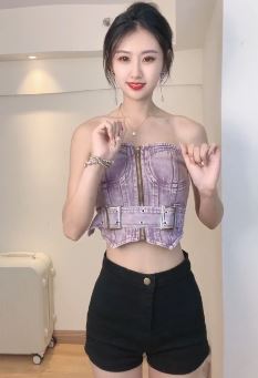 甜美女主播「小婉」火辣穿搭居家秀身材 网友:美到我了,你要负责