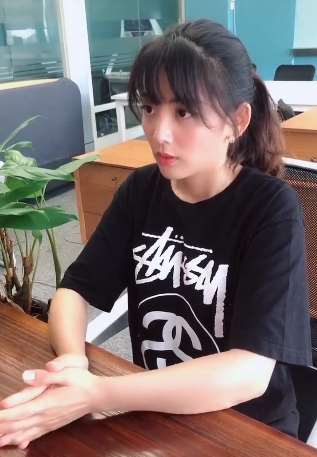 面试官：说服我就录用你，猜猜美女怎么说?