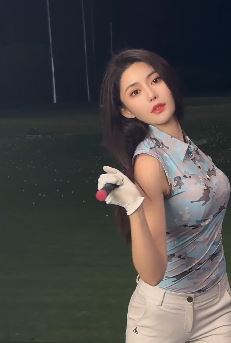 杭州小姐姐「不是尤娜」分享打高尔夫vlog  网友:什么时候pk一下