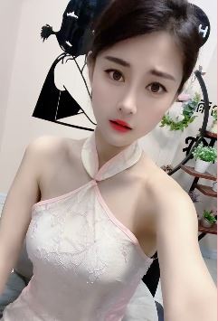 河南小姐姐「吕佳丽」搞笑:我不好色,不信送我个爷们试试!